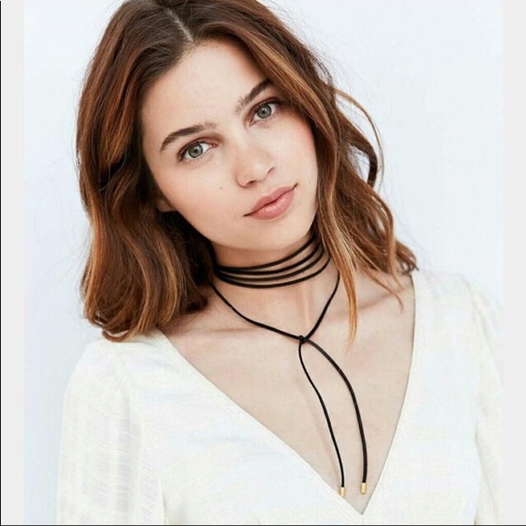 NIP Faux Suede Adjustable Wrap Choker - Picture 9 of 11